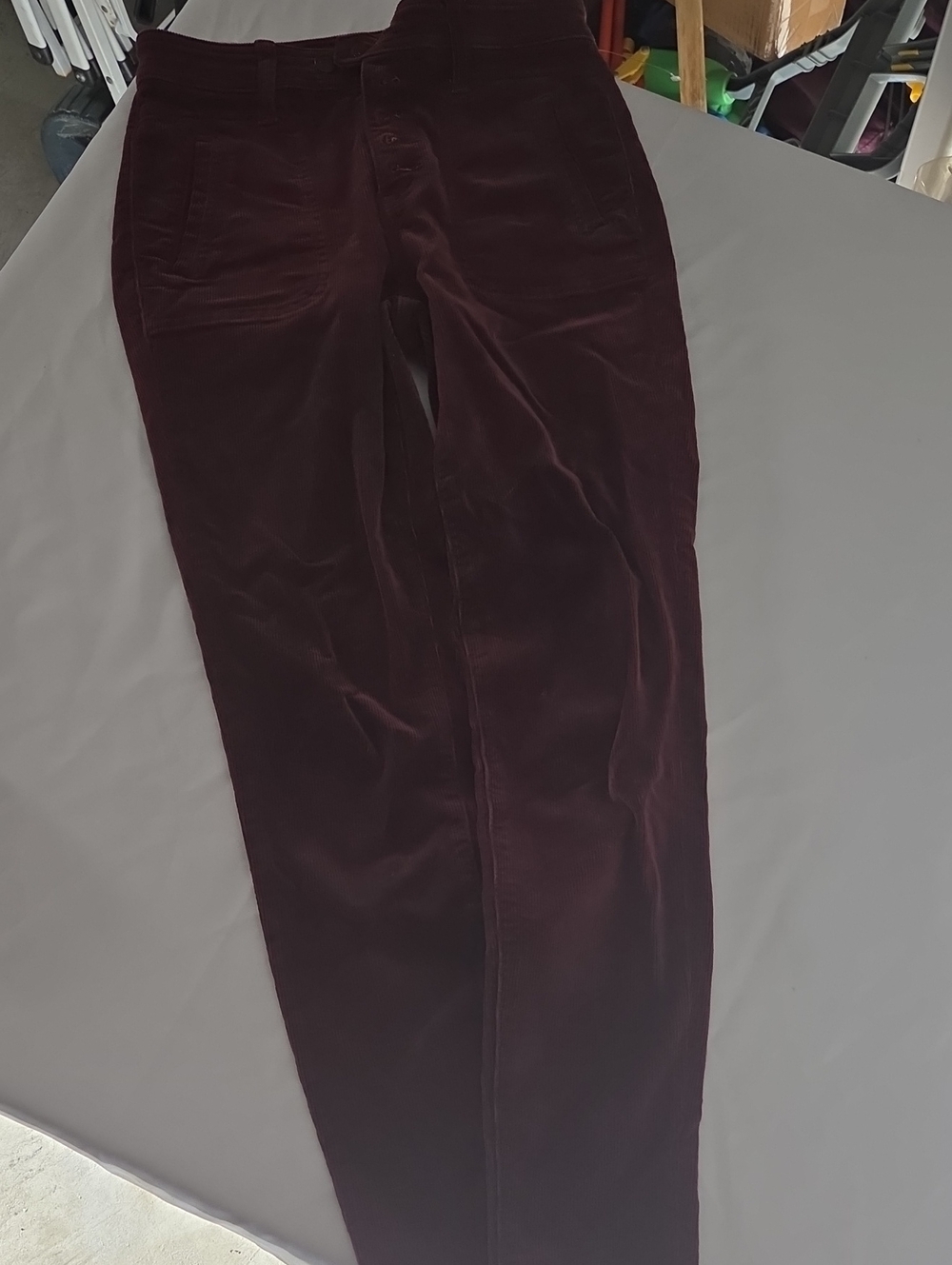 American Eagle Outfitters Women's Skinny Corduroy Pants in Deep Wine